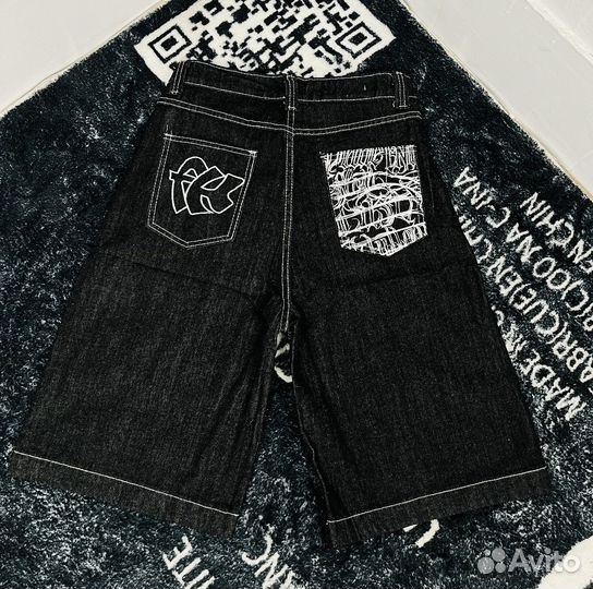 Широкие джинсовые шорты Y2K