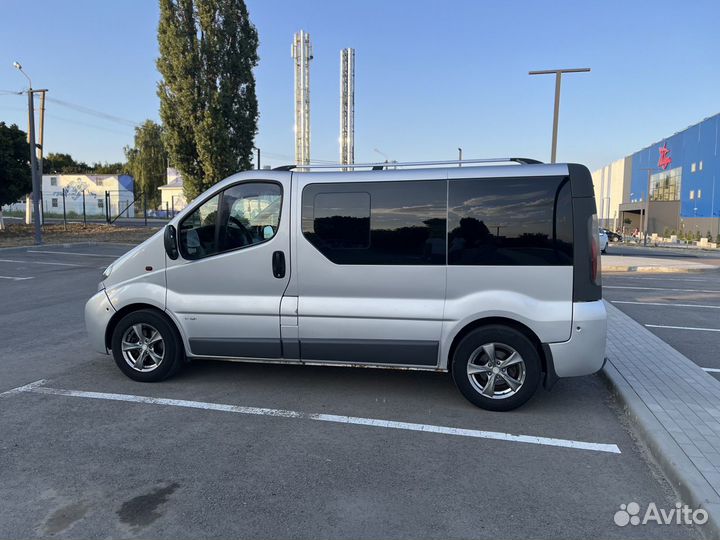 Opel Vivaro 1.9 МТ, 2004, 394 200 км