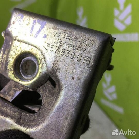 Замок двери задней правой Фольксваген Пассат Б3