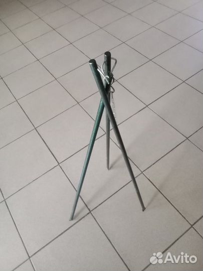 Тренога для котелка