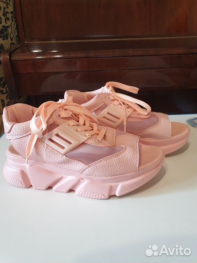 Кроссовки для девочки 38 размер