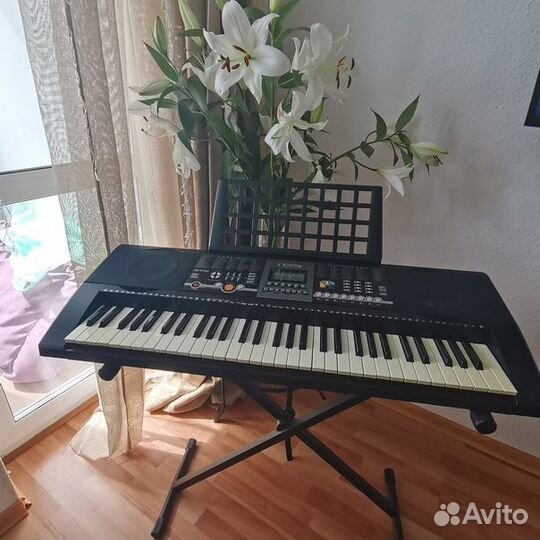 Синтезатор Tesler 6180