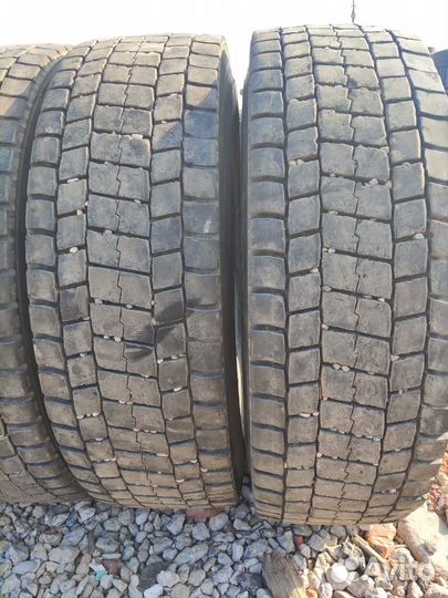 Грузовая шина бу 295 80 R22.5 Bridgestone