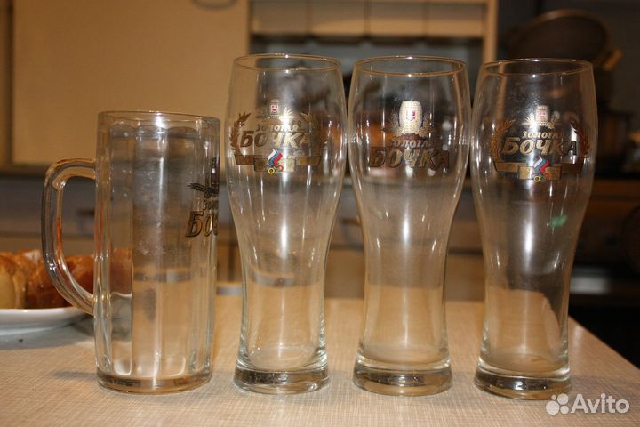 Пивные кружки и бокалы