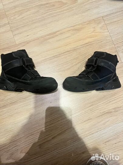 Кроссовки зимние