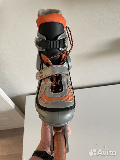 Роликовые коньки