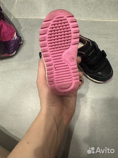 Кроссовки для девочки 20 размер