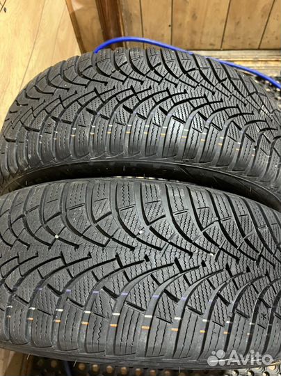 Goodyear UltraGrip 9 205/55 R16