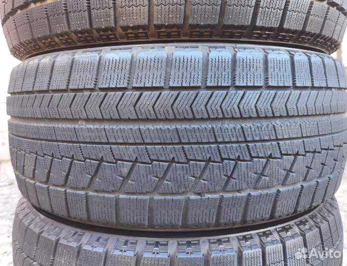 Bridgestone Blizzak VRX 235/50 R18 97V