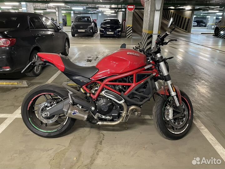 Ducati monster 797