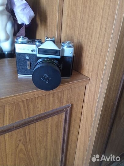 Пленочный фотоаппарат зенит
