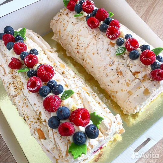 Меренговый рулет.Сладкий подарок