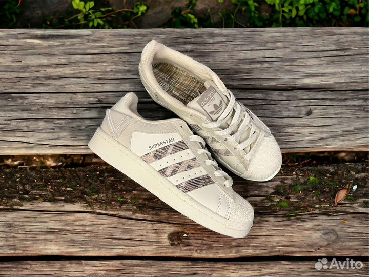 Кроссовки AdIdas Superstar