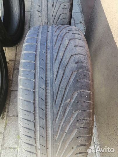 Шины 215 55 17 летние бу