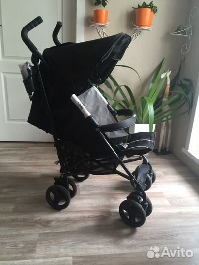 Коляска прогулочная Inglesina Trip