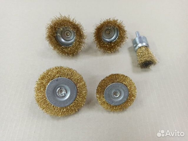 Набор щеток крацовок