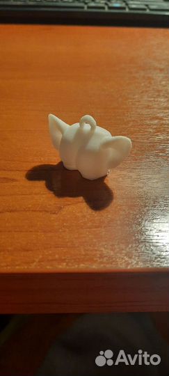 Жопа с ушами