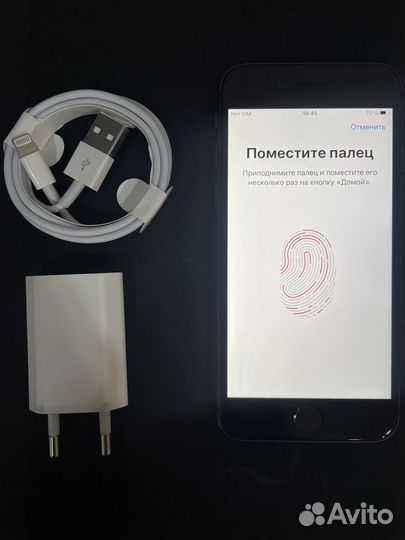 iPhone 8, 64 ГБ