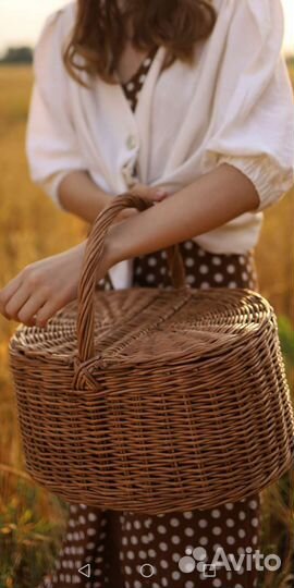 Плетеная корзина для пикника