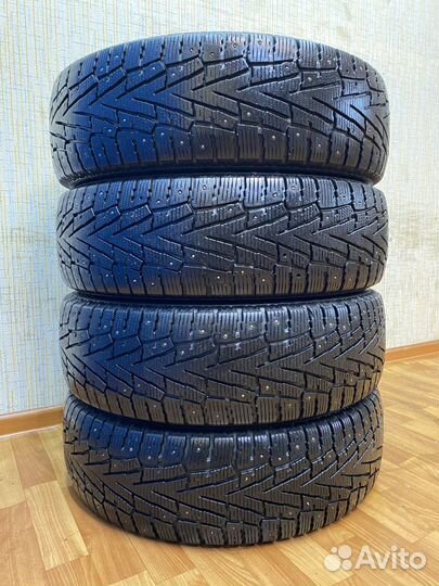 Roadstone Winguard WinSpike SUV 225/65 R17