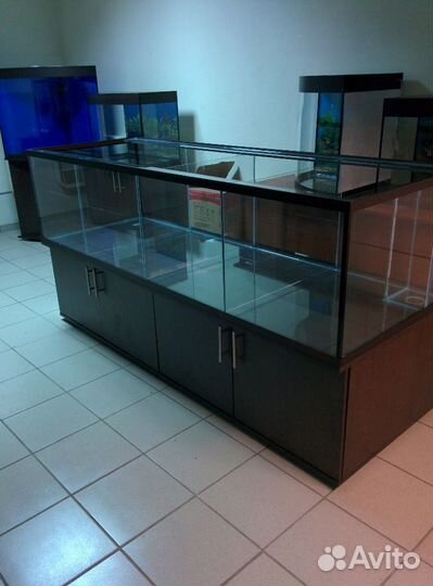 Аквариум для продажи раков, 2м тумба оборудование