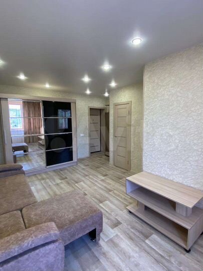 2-к. квартира, 41 м², 4/4 эт.