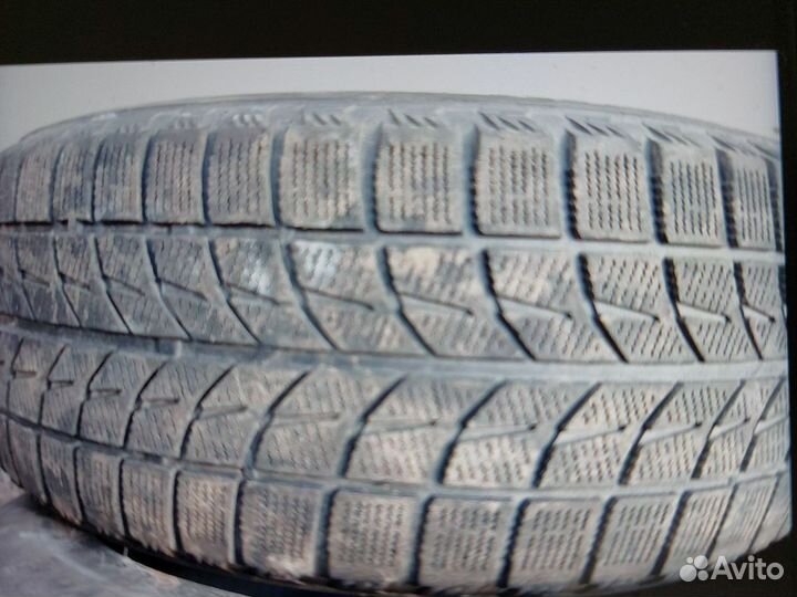 Bridgestone Blizzak WS-50 215/55 R16
