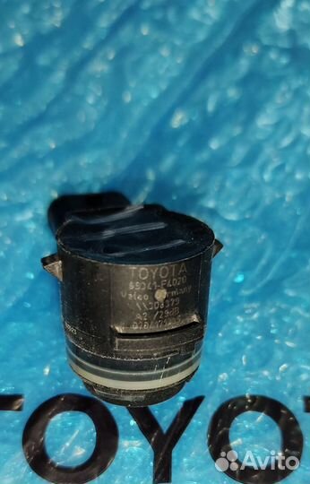 Парктроник Королла 180 серый Оригинал бу 2016-2019