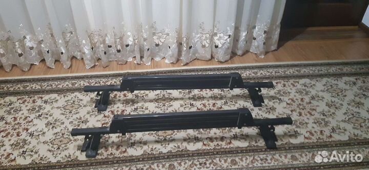 Рейлинги,плюс крепление для лыж и сноуборда