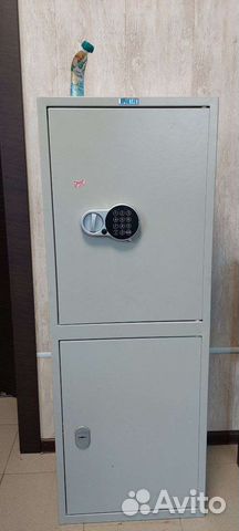 Сейф/ бухгалтерский шкаф Практик