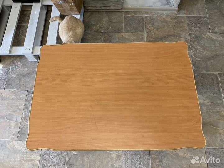 Журнальный стол