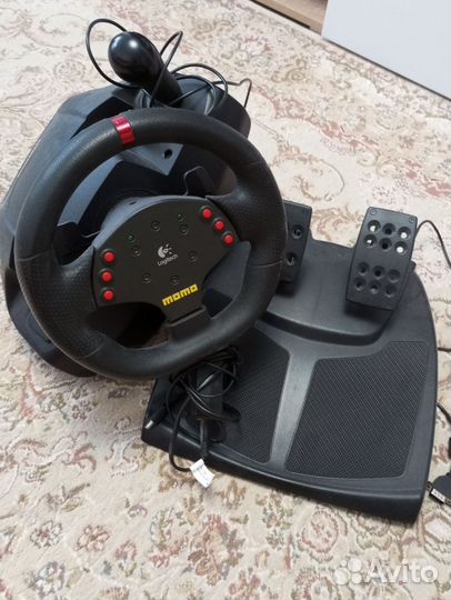 Игровой руль logitech с педалями