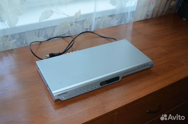 DVD проигрыватель Samsung-P355