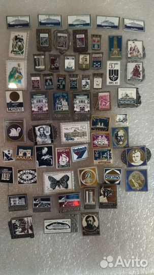 Коллекция значков СССР ситалл