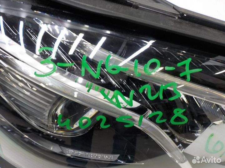 Фара правая Mercedes-Benz E-Class