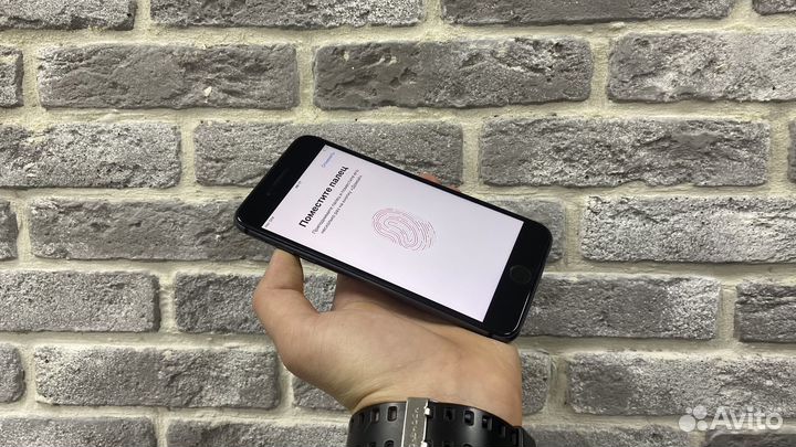 iPhone 8 Plus, 64 ГБ