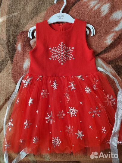 Платье новогоднее со снежинкой