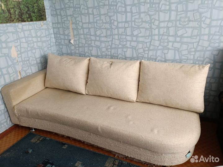 Продается диван, для дачи