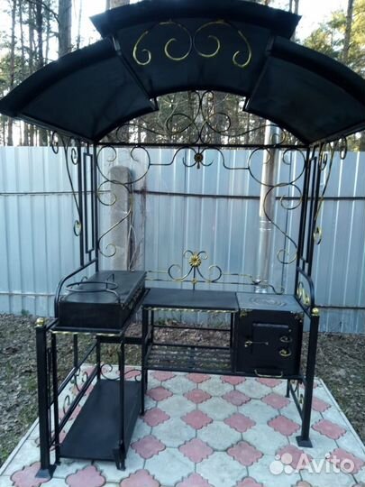 Мангал с крышей