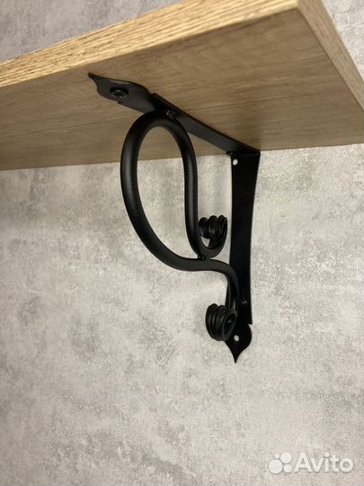 Кронштейн для полки и кашпо