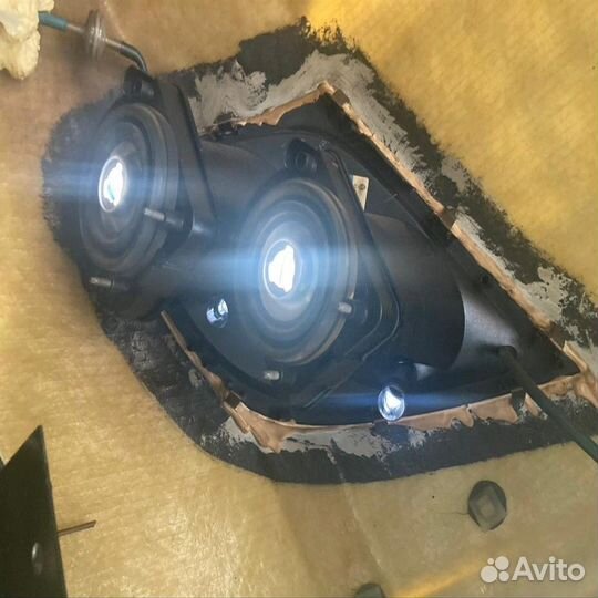 1784822 Фара противотуманная верхняя левая