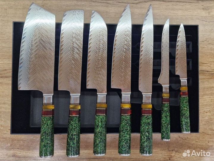 Дамасские кухонные ножи (набор 7 штук + подставка)