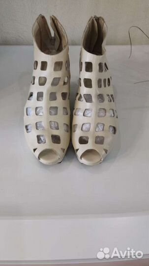 Босоножки женские Rockport