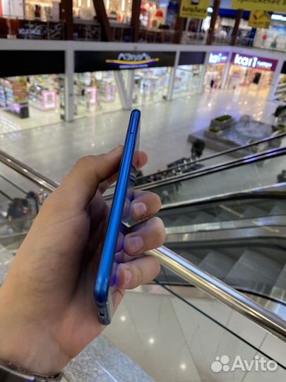 Телефон huawei p20 lite