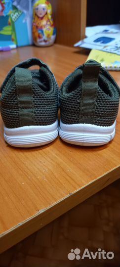 Кроссовки детские
