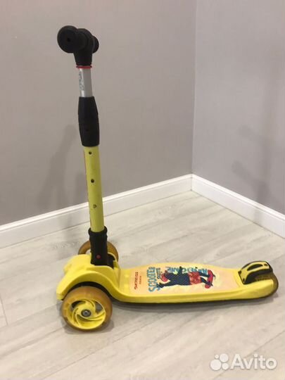 Самокат детский трехколесный