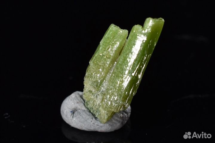 Кристалл. Пироморфит. Лот №369