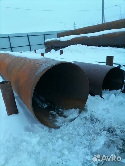 Труба металлическая, контейнер 20 футов