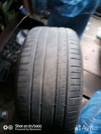 Pirelli Cinturato P5 285/45 R19