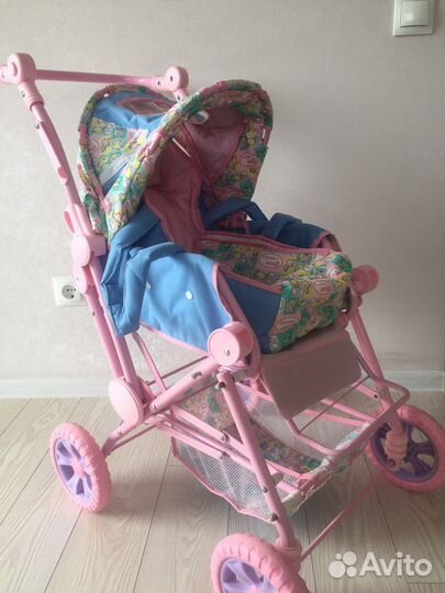 Коляска для кукол